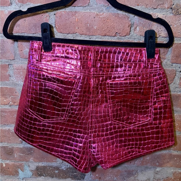 Nasty Gal Metallic Pink Croc Embossed Shorts | Hot Pink | Size 4 - Picture 4 of 4